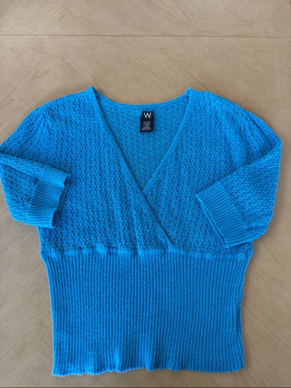 W by Worth Turquoise Knit V-Neck Short Sleeve Sweater